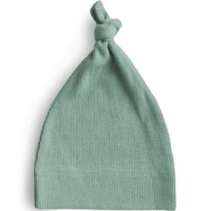achetez Bonnet de naissance côtelé Roman Green Mushie au meilleur prix en promo