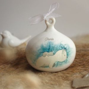 achetez Boule de Noël en porcelaine Maman et bébé ours (personnalisable) Gaëlle Duval au meilleur prix en promo