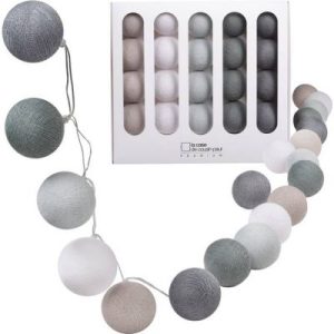 achetez Coffret guirlande Premium Ringo La case de cousin paul au meilleur prix en promo