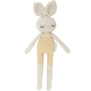 achetez Peluche crochetée Barbara Lapin jaune (25 cm) Patti Oslo au meilleur prix en promo