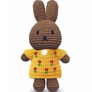 achetez Peluche tricotée Melanie Jaune tulipe (25 cm) Just Dutch au meilleur prix en promo