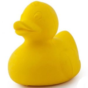 achetez Petit canard latex d'hévéa jaune Oli & Carol au meilleur prix en promo