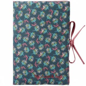 achetez Protège-carnet de santé Vintage Flowers BB & Co au meilleur prix en promo