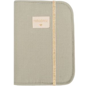 achetez Protège carnet de santé nid d'abeille Poema Laurel Green Nobodinoz au meilleur prix en promo