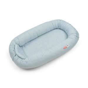 achetez Réducteur de lit Cozy nest Confetti Bleu Done by Deer au meilleur prix en promo