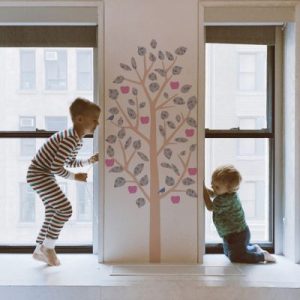 achetez Sticker mural Small Apple Tree liberty (140 cm) Mimi'lou au meilleur prix en promo