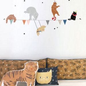 achetez Stickers guirlande cirque (88 x 35 cm) Mimi'lou au meilleur prix en promo