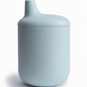 achetez Tasse à bec en silicone Powder Blue Mushie au meilleur prix en promo